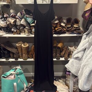 Lulu's Black Spaghetti Strap Maxi Gown